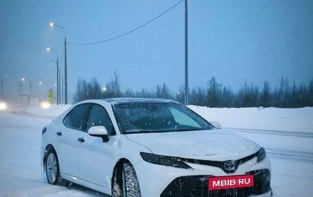 Toyota Camry, 2019 год, 3 650 000 рублей, 18 фотография