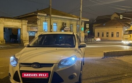 Ford Focus III, 2012 год, 1 100 000 рублей, 2 фотография