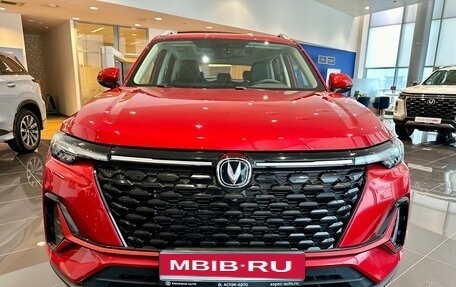 Changan CS35PLUS, 2024 год, 2 629 900 рублей, 3 фотография