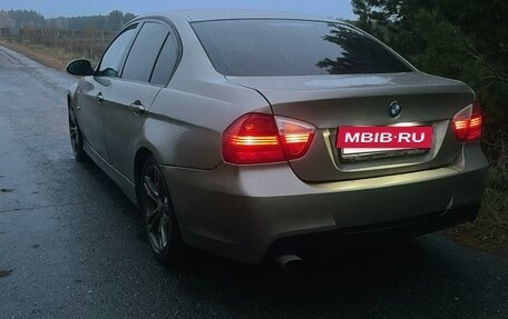 BMW 3 серия, 2007 год, 750 000 рублей, 2 фотография