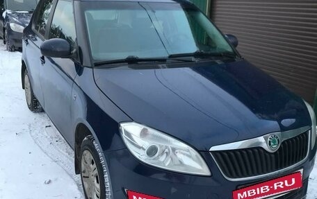 Skoda Fabia II, 2012 год, 620 000 рублей, 2 фотография