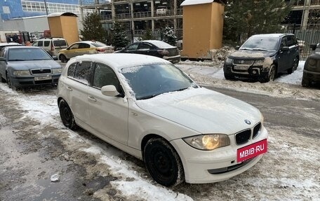 BMW 1 серия, 2011 год, 740 000 рублей, 7 фотография