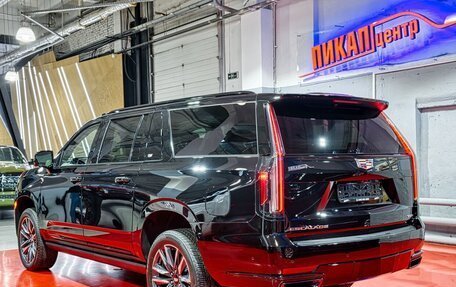 Cadillac Escalade V, 2024 год, 21 306 000 рублей, 6 фотография