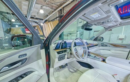 Cadillac Escalade V, 2024 год, 21 306 000 рублей, 10 фотография