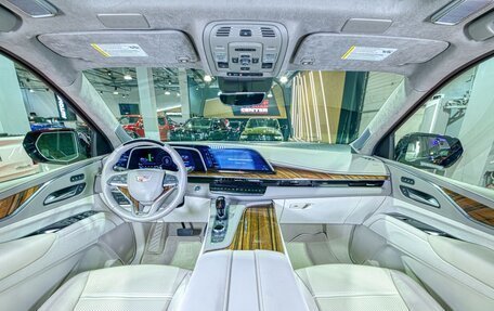 Cadillac Escalade V, 2024 год, 21 306 000 рублей, 14 фотография