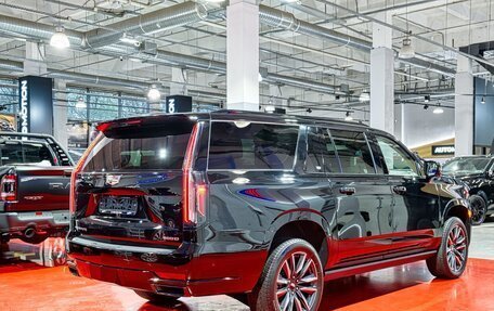 Cadillac Escalade V, 2024 год, 21 306 000 рублей, 7 фотография