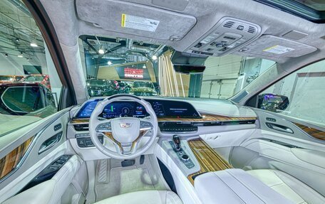 Cadillac Escalade V, 2024 год, 21 306 000 рублей, 18 фотография