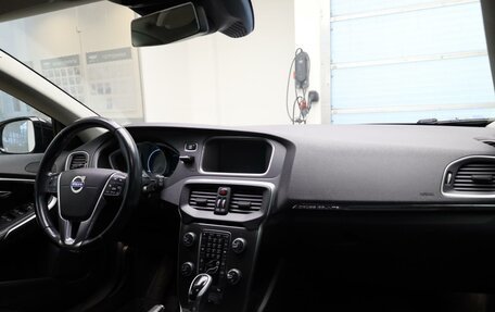 Volvo V40 II рестайлинг, 2013 год, 1 266 000 рублей, 9 фотография