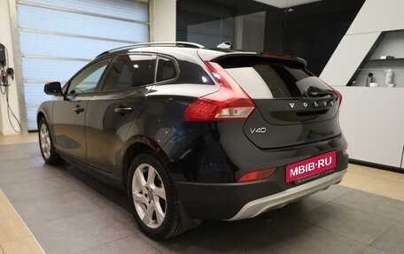 Volvo V40 II рестайлинг, 2013 год, 1 266 000 рублей, 6 фотография