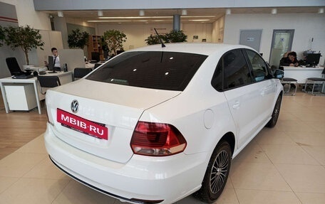 Volkswagen Polo VI (EU Market), 2015 год, 1 025 000 рублей, 9 фотография