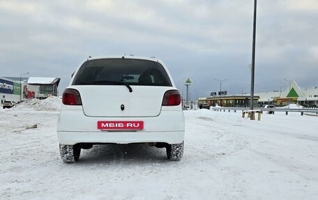 Toyota Vitz, 2000 год, 450 000 рублей, 3 фотография