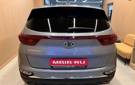 KIA Sportage IV рестайлинг, 2020 год, 2 358 000 рублей, 6 фотография