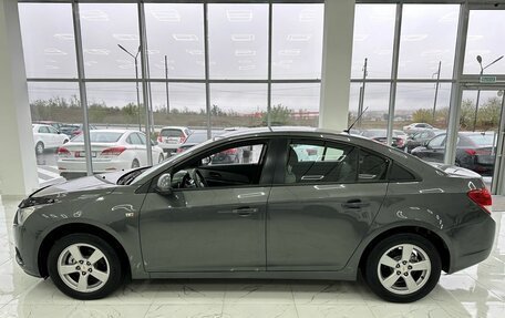 Chevrolet Cruze II, 2010 год, 800 000 рублей, 5 фотография