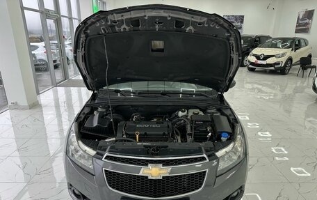 Chevrolet Cruze II, 2010 год, 800 000 рублей, 4 фотография