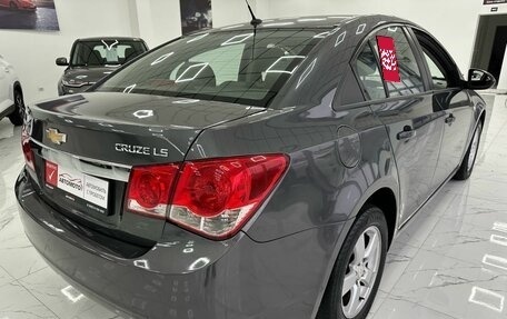 Chevrolet Cruze II, 2010 год, 800 000 рублей, 9 фотография