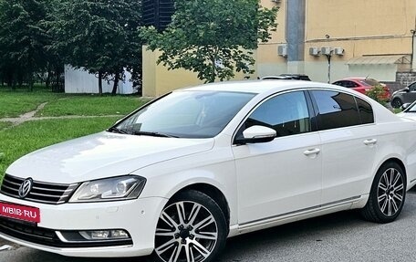 Volkswagen Passat B7, 2011 год, 1 350 000 рублей, 1 фотография