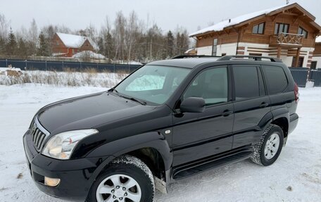 Toyota Land Cruiser Prado 120 рестайлинг, 2004 год, 1 870 000 рублей, 3 фотография