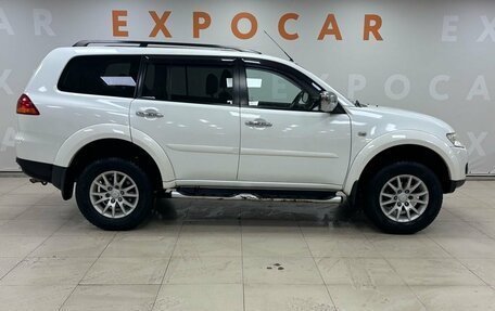 Mitsubishi Pajero Sport II рестайлинг, 2013 год, 1 717 000 рублей, 4 фотография