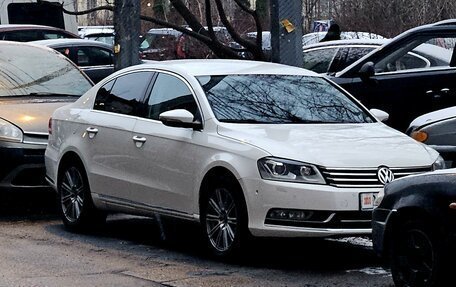 Volkswagen Passat B7, 2011 год, 1 350 000 рублей, 5 фотография