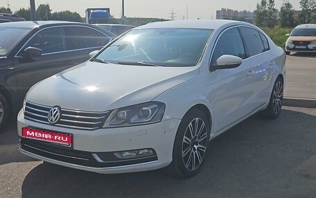 Volkswagen Passat B7, 2011 год, 1 350 000 рублей, 2 фотография