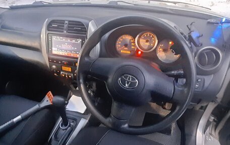 Toyota RAV4, 2005 год, 890 000 рублей, 8 фотография