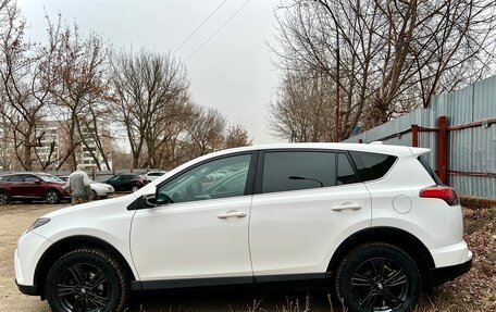 Toyota RAV4, 2018 год, 2 750 000 рублей, 3 фотография