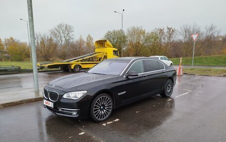 BMW 7 серия, 2013 год, 2 600 000 рублей, 11 фотография