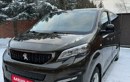 Peugeot Traveller I, 2020 год, 3 550 000 рублей, 1 фотография