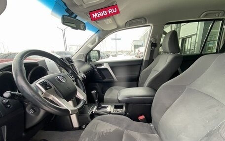 Toyota Land Cruiser Prado 150 рестайлинг 2, 2013 год, 2 995 000 рублей, 9 фотография