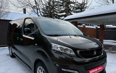 Peugeot Traveller I, 2020 год, 3 550 000 рублей, 6 фотография