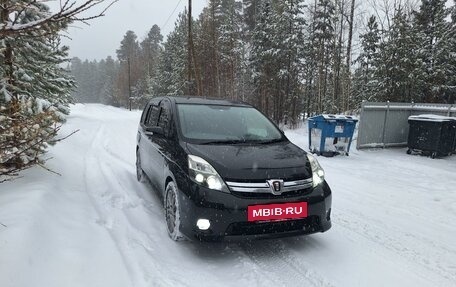 Toyota ISis I, 2011 год, 1 730 000 рублей, 4 фотография