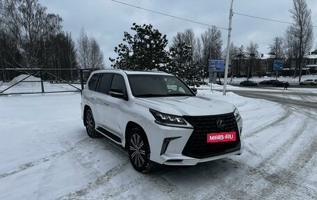 Lexus LX III, 2018 год, 8 300 000 рублей, 3 фотография