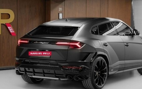 Lamborghini Urus I, 2024 год, 45 000 000 рублей, 10 фотография