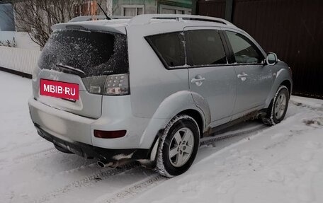 Mitsubishi Outlander III рестайлинг 3, 2008 год, 1 499 000 рублей, 4 фотография