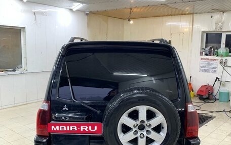 Mitsubishi Pajero III рестайлинг, 2006 год, 990 000 рублей, 4 фотография