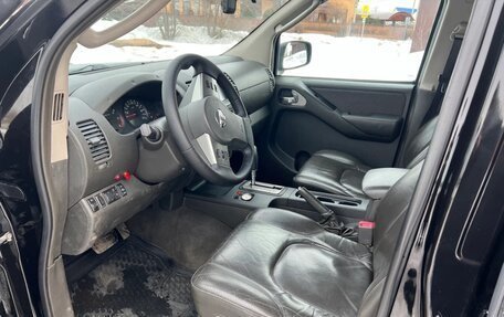 Nissan Navara (Frontier), 2006 год, 2 050 000 рублей, 10 фотография