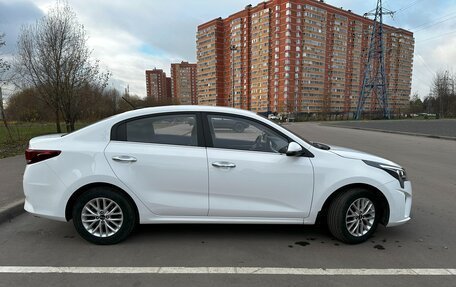 KIA Rio IV, 2021 год, 2 050 000 рублей, 3 фотография