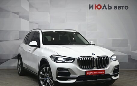 BMW X5, 2018 год, 7 100 000 рублей, 3 фотография