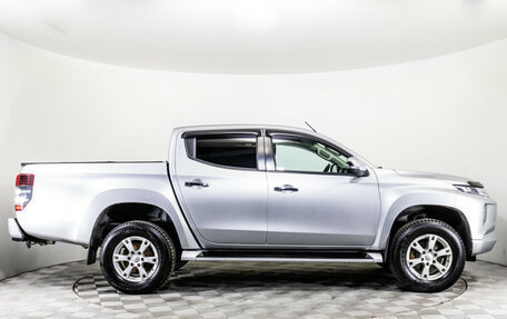 Mitsubishi L200 IV рестайлинг, 2019 год, 2 989 000 рублей, 4 фотография