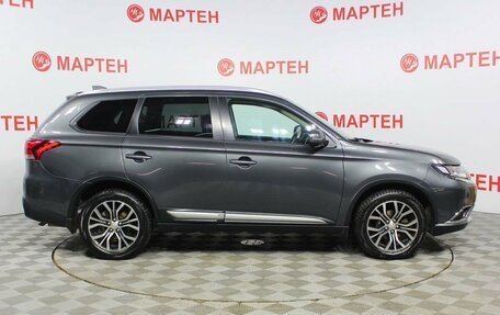 Mitsubishi Outlander III рестайлинг 3, 2018 год, 2 351 000 рублей, 4 фотография