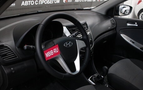 Hyundai Solaris II рестайлинг, 2012 год, 645 000 рублей, 5 фотография