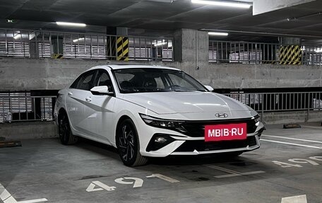 Hyundai Elantra, 2023 год, 2 590 000 рублей, 3 фотография