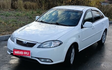 Daewoo Gentra II, 2013 год, 580 000 рублей, 2 фотография