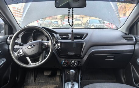 KIA Rio III рестайлинг, 2013 год, 604 000 рублей, 5 фотография