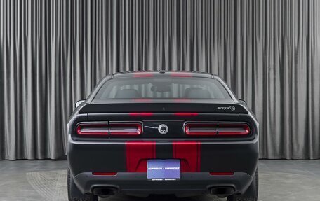 Dodge Challenger III рестайлинг 2, 2016 год, 7 499 000 рублей, 4 фотография