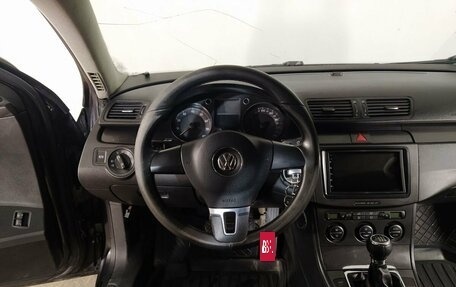 Volkswagen Passat B6, 2006 год, 529 000 рублей, 11 фотография