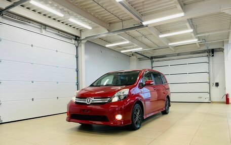 Toyota ISis I, 2013 год, 1 679 000 рублей, 2 фотография