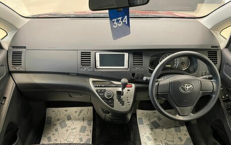 Toyota ISis I, 2013 год, 1 679 000 рублей, 16 фотография