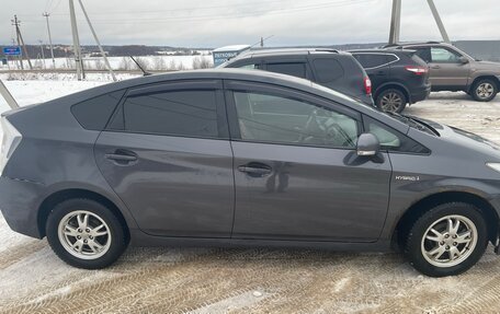 Toyota Prius, 2010 год, 1 180 000 рублей, 4 фотография