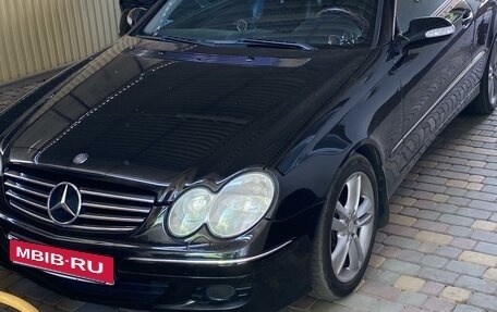 Mercedes-Benz CLK-Класс, 2004 год, 950 000 рублей, 1 фотография